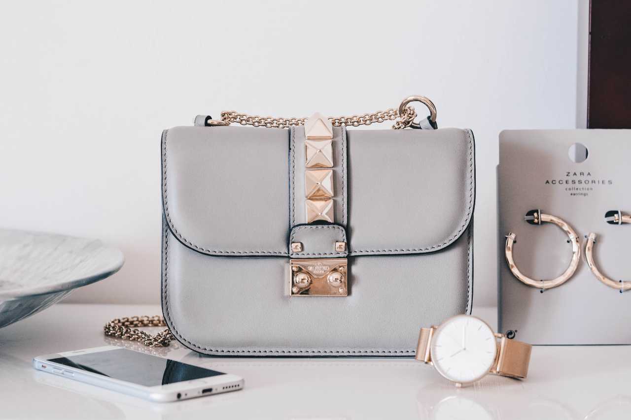 content-pixie-ZB4eQcNqVUs-unsplash Bolsos-Accesorios